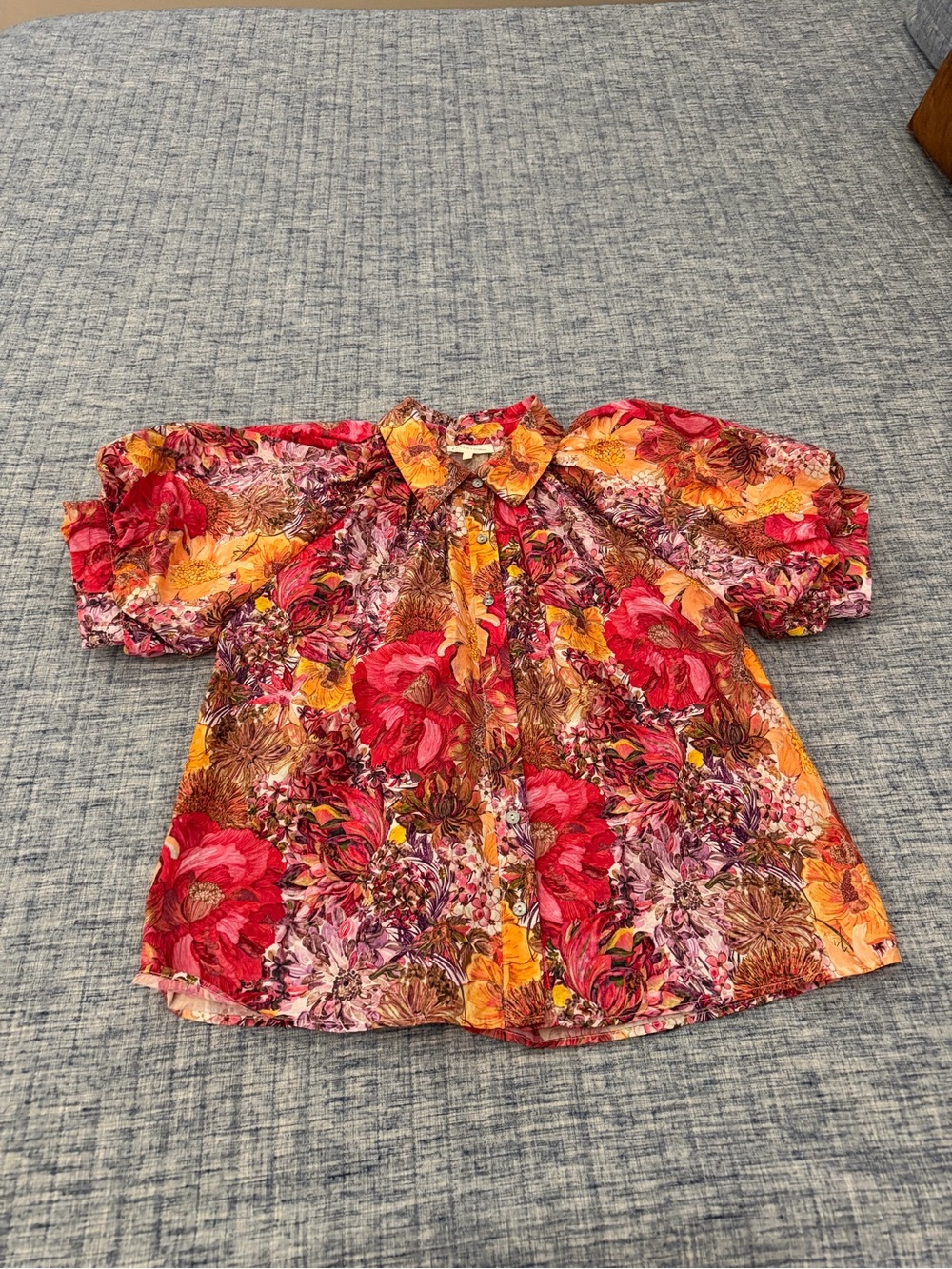 entro Floral Button-Front Puff Sleeve Blouse - Red, Yellow, Pink